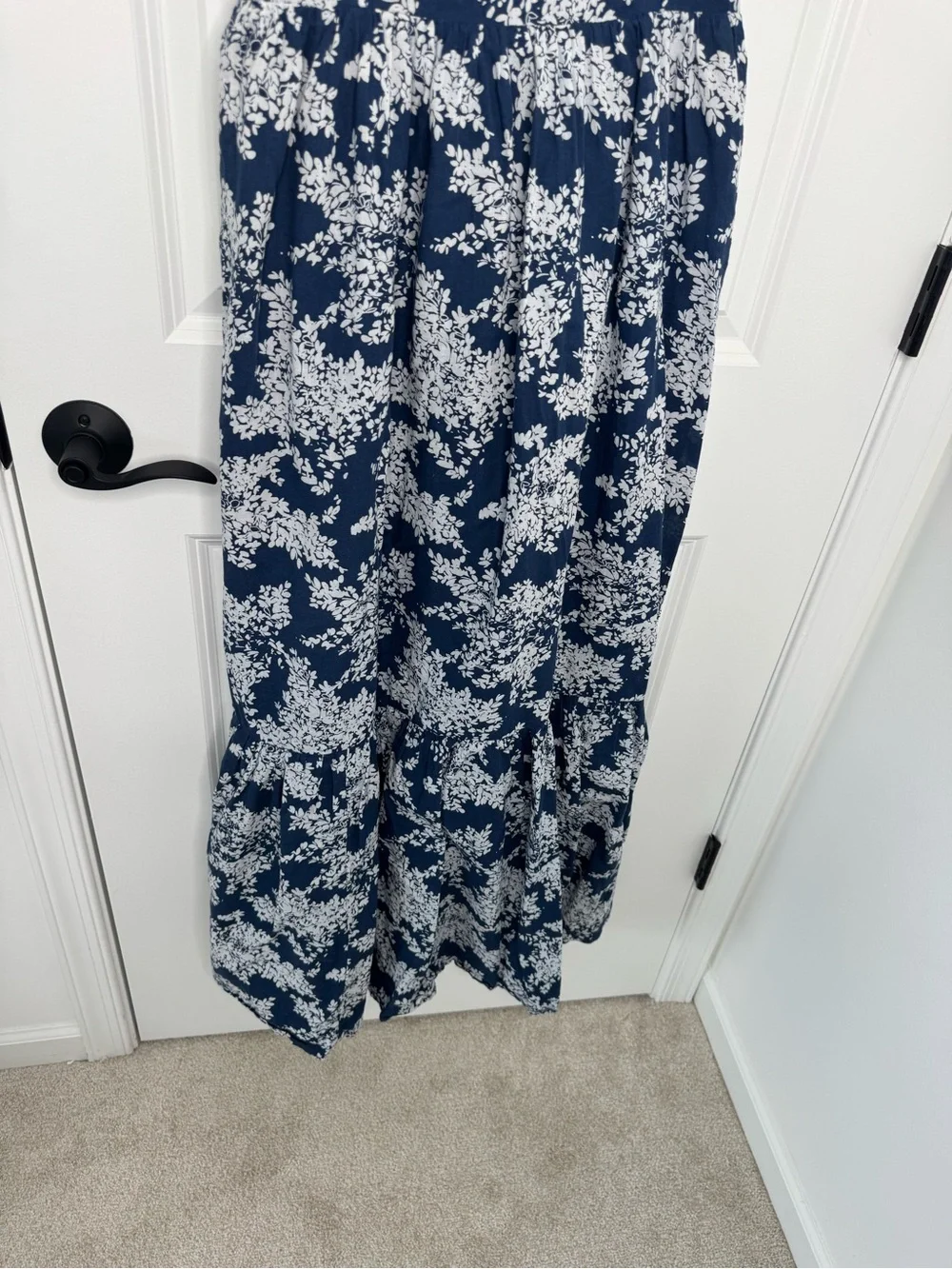 Abercrombie & Fitch Navy Blue and White Floral Maxi dress medium